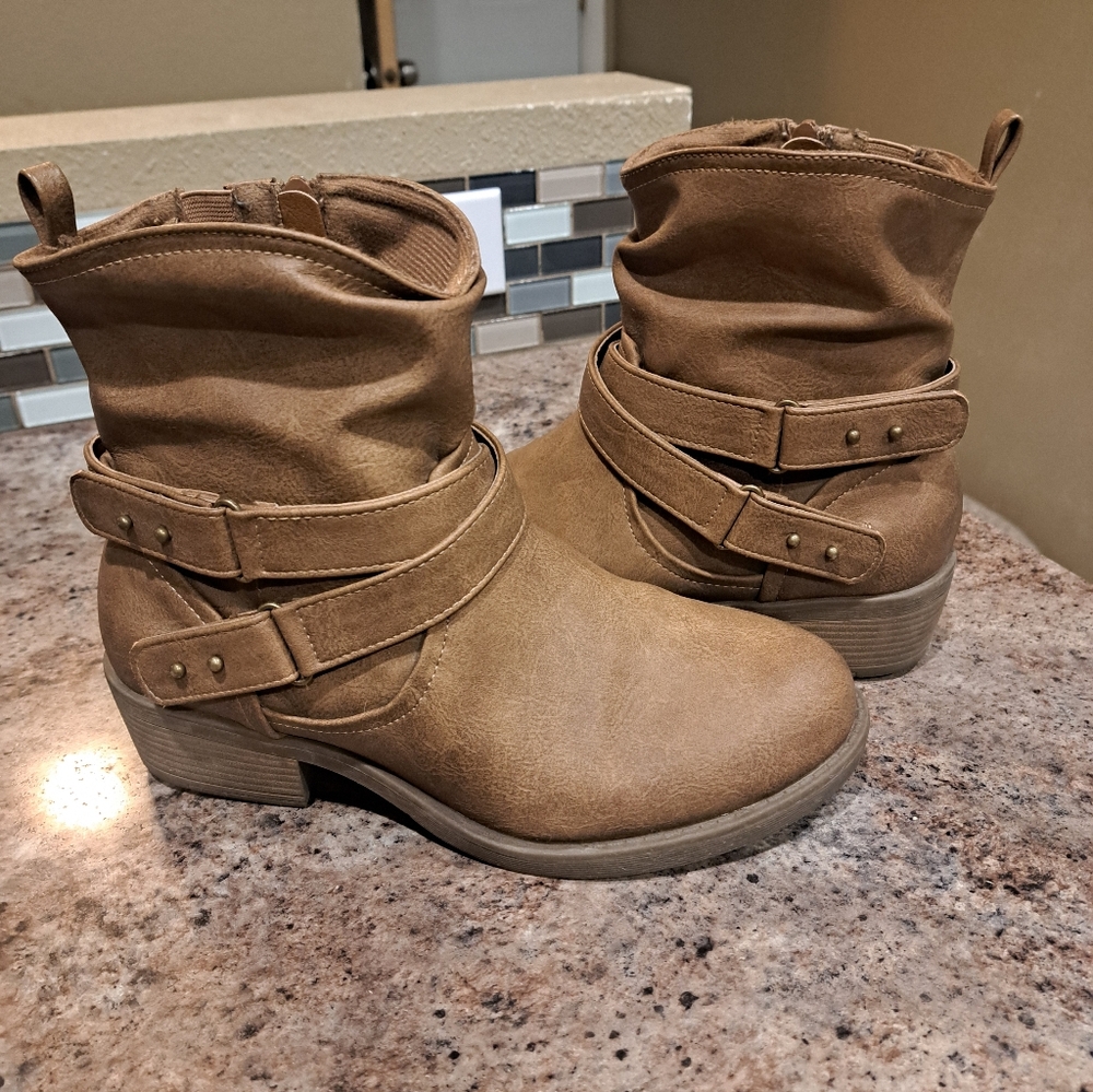 Torrid WW Slouchy Ankle Boots in Tan
